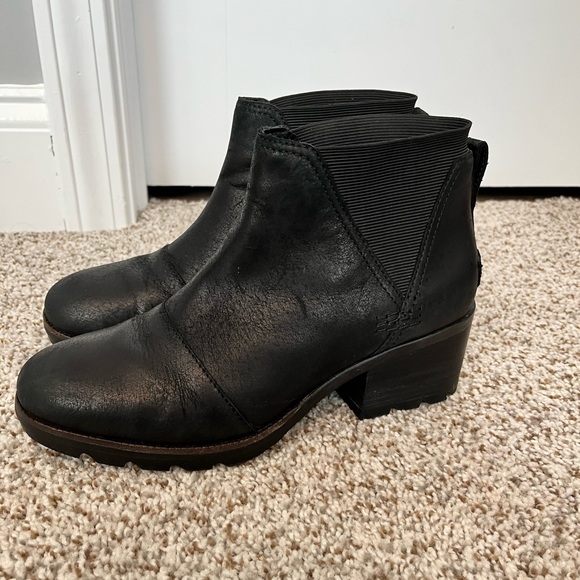 Sorel Shoes - Sorel Black Leather Ankle Booties